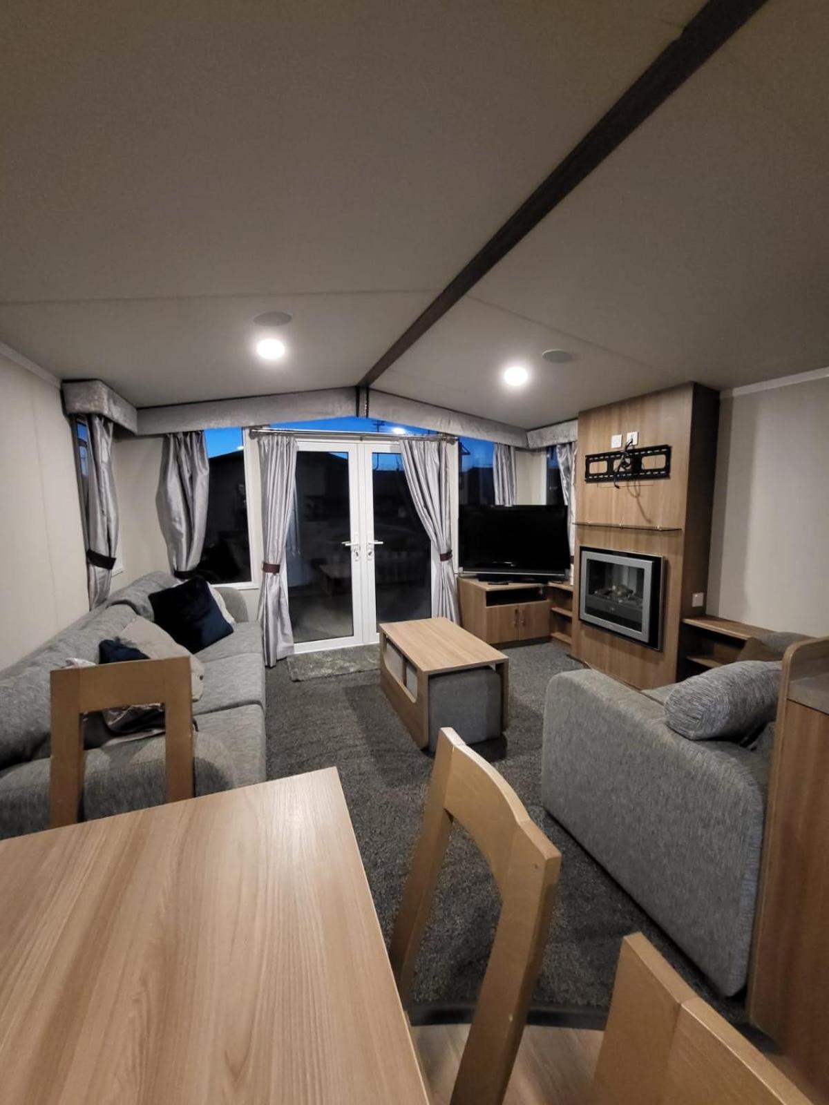 3 Bed Platinum Caravan Presthaven Sands Prestatyn Esterno foto